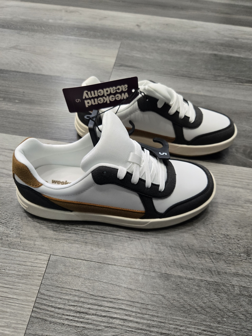 Weekend Academy boys' court sneakers